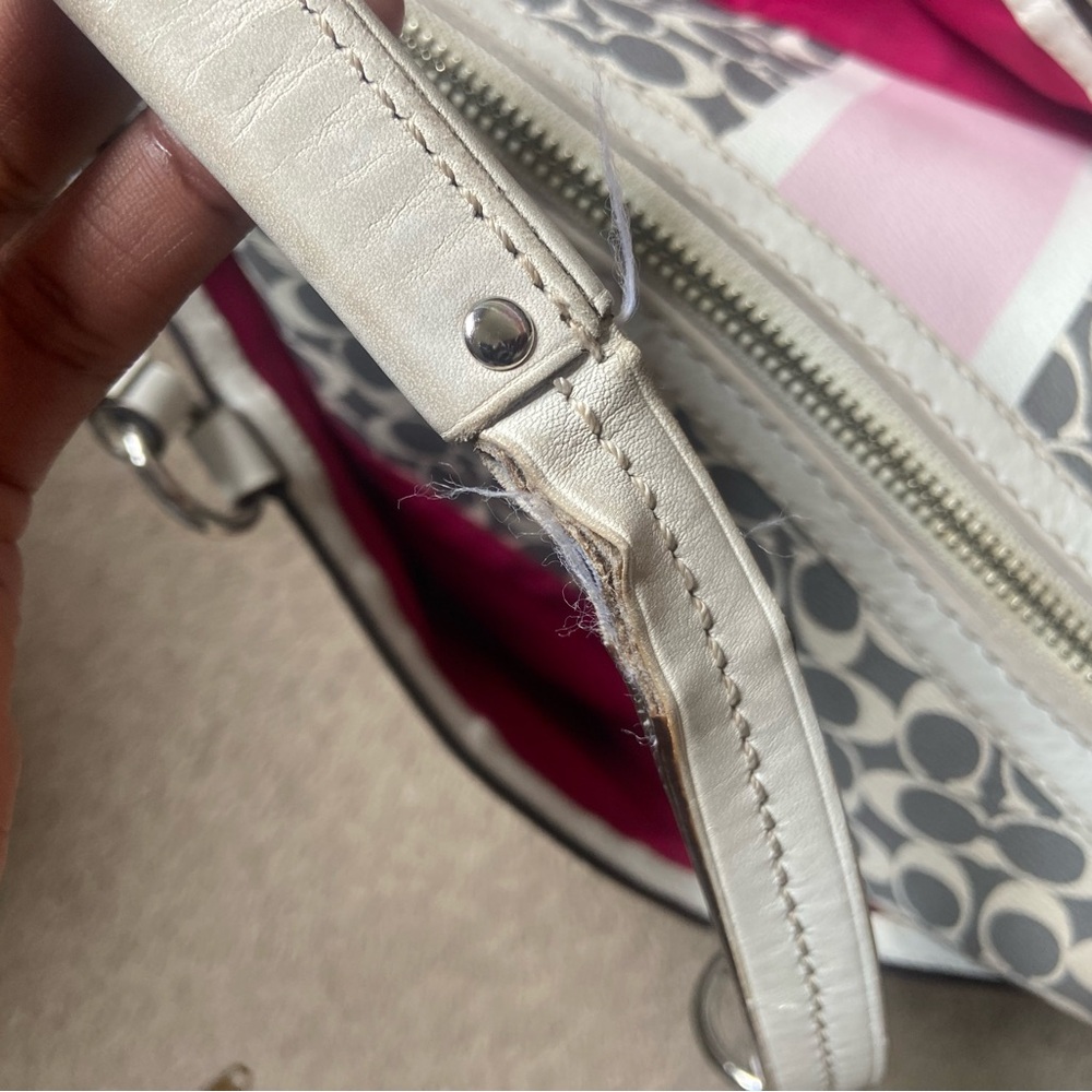 Rare Vintage Coach Gray and Pink Signature Satchel Bag - Picture 15 of 16